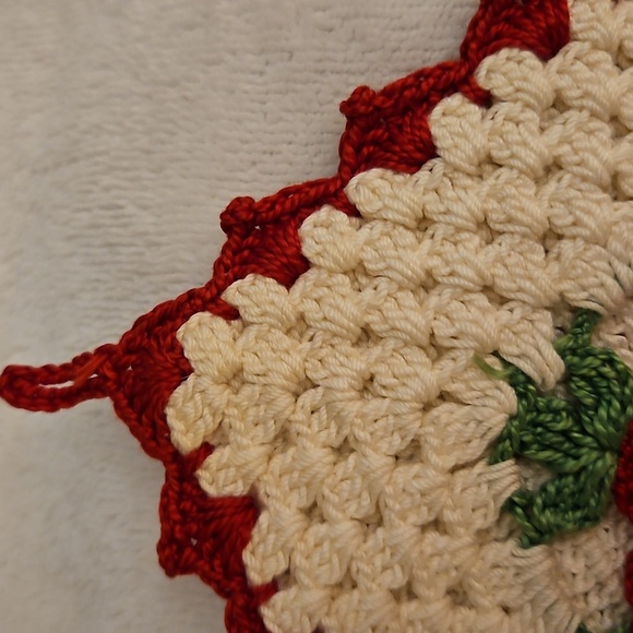Vintage Hand Crochet Floral Granny Pot Holder - Picture 6 of 7